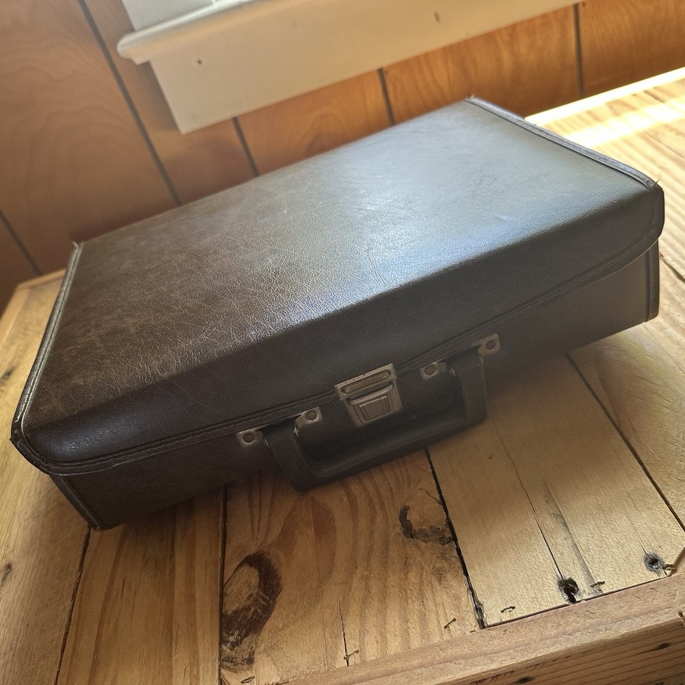 Vintage BMI 30 Cassette Tape Brown Storage Travel Case Suitcase Made In USA